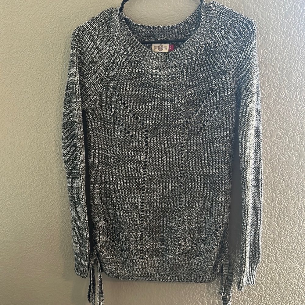 Knit sweater